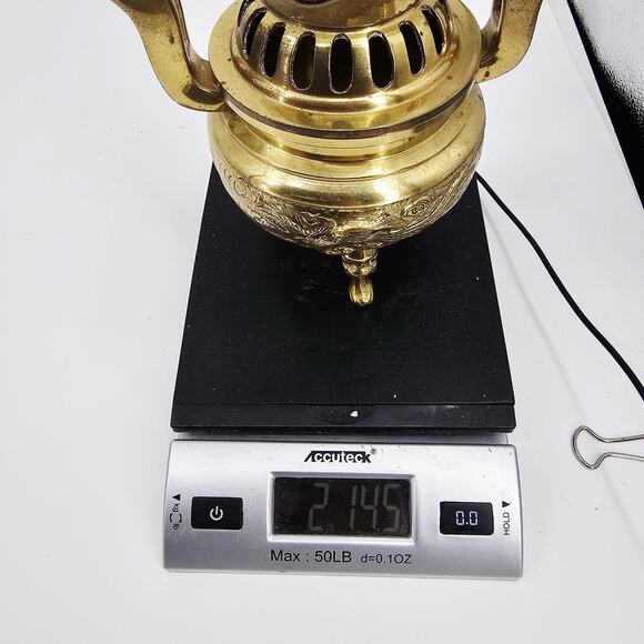 Vintage Asian Brass Tripod Incense Burner With Foo Dog Lion on Lid - Picture 10 of 10